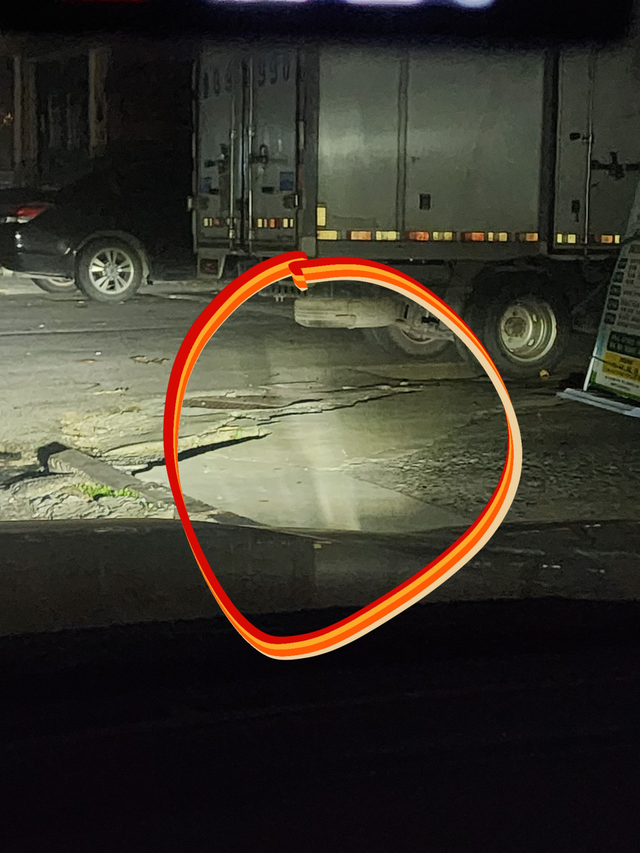 十代雅阁全羽翼大灯问题
有车友灯光这样吗