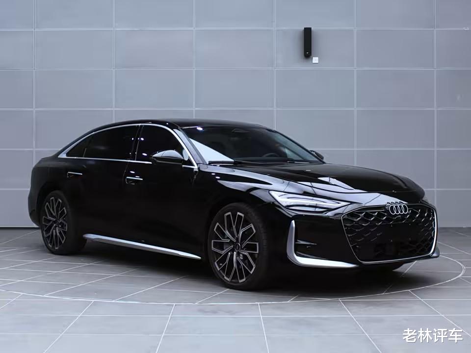 全新奥迪A6L 3.0T开始申报，2026年上市，外观变化也