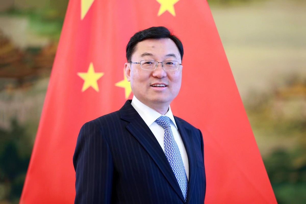 据塔斯社报道，中国驻美大使馆发言人刘鹏宇在7月17日透露，中国将邀请外国贵宾出席