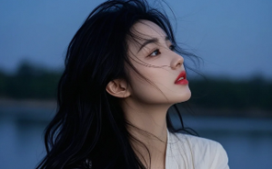 中元节鬼门打开，我却要在这百鬼夜行之日，送活着的鬼上路