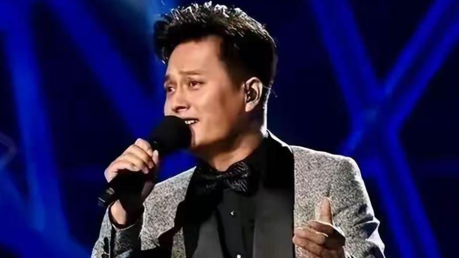 成名后抛弃原配，云飞迎娶北大才女，前妻独自带女儿生活，太现实