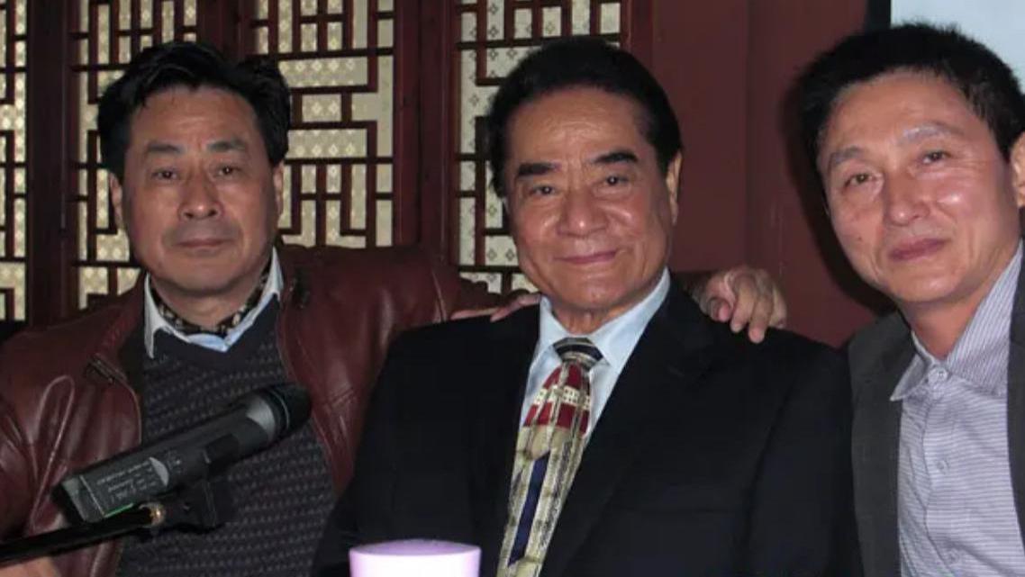 从纣王到澳洲文人：达奇的跨世纪人生抉择