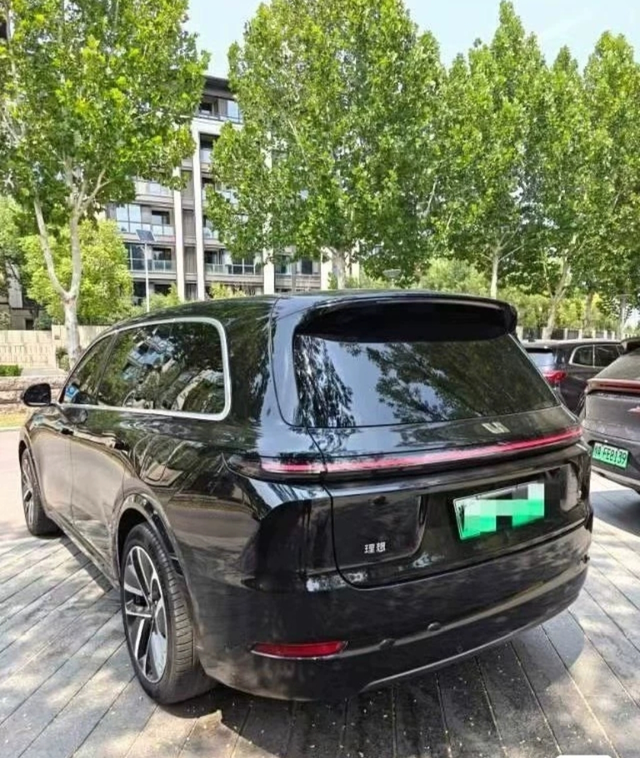 过度设计吐槽这些花架子真不实用
车企内卷别拿车主当试验品！一堆看似炫酷的配置实则