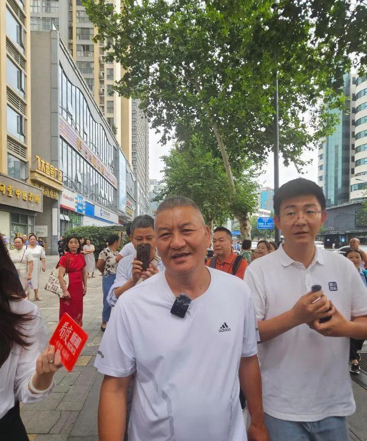 我们不要做“梁实”！
58岁，第29次参加高考，只为了圆一个梦，梁实的故事，不应