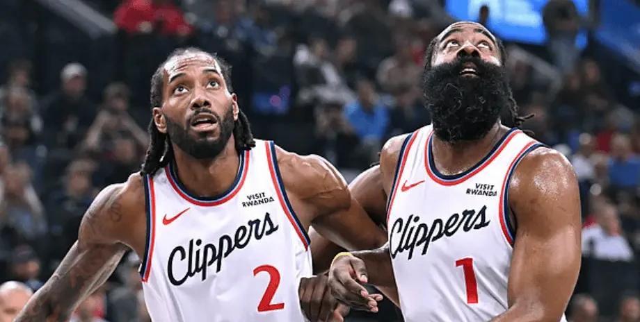 我这几场看下来，不止小卡得分容易了，哈登这突破也屌多了啊，谁还说突不动的，这不全