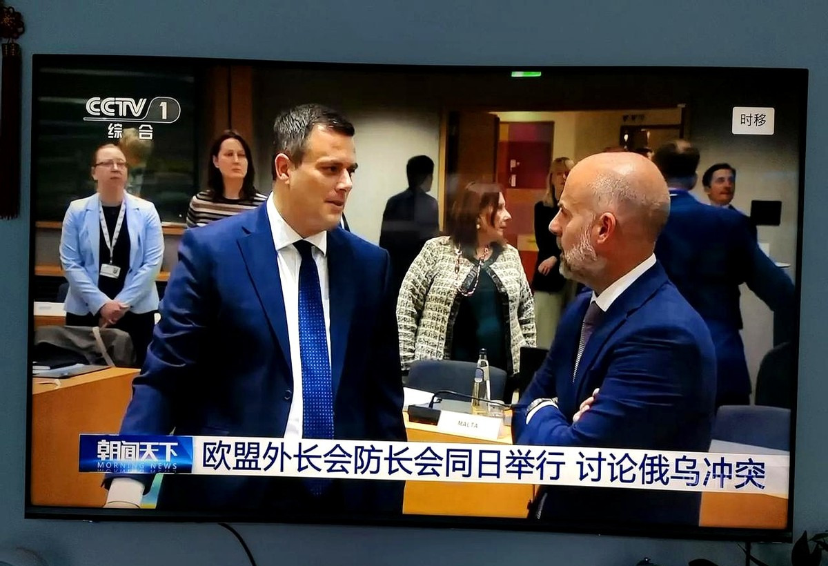 欧盟对俄制裁为哪般？











---











我真是