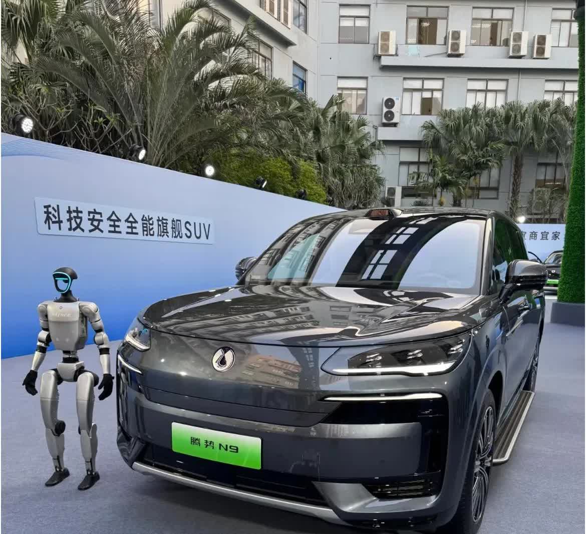 专家预测未来国产企业品牌基本只剩2-5家!
1、吉利—可能性80%
2、小米