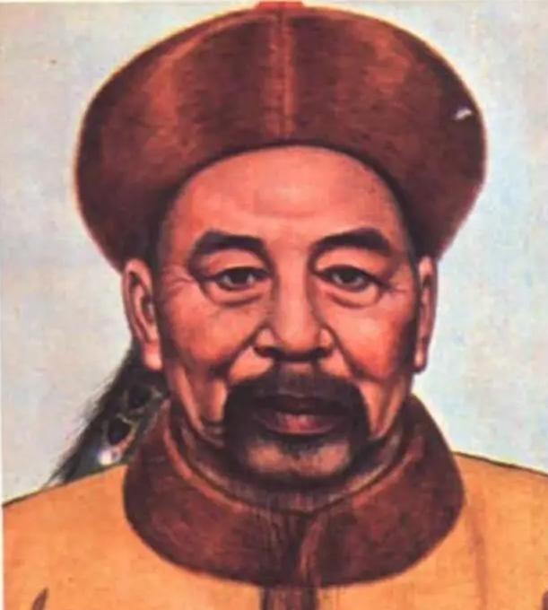 1863年，左宗棠发妻周氏问：你每个月的俸禄是多少？左公答：一年40000两白银