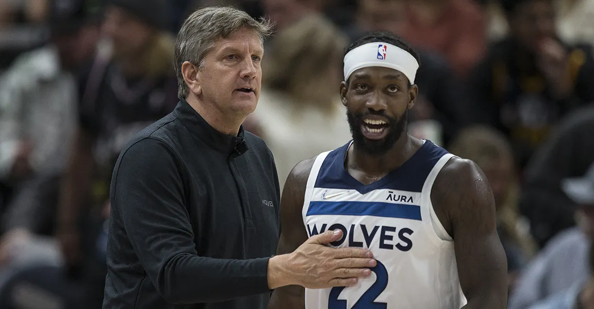 据ESPN记者戴夫·麦克梅纳明报道，森林狼主帅克里斯·芬奇在今日G4赛前接受了媒