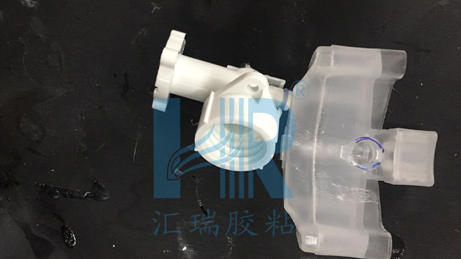 为什么普通胶水粘不住PP塑料？