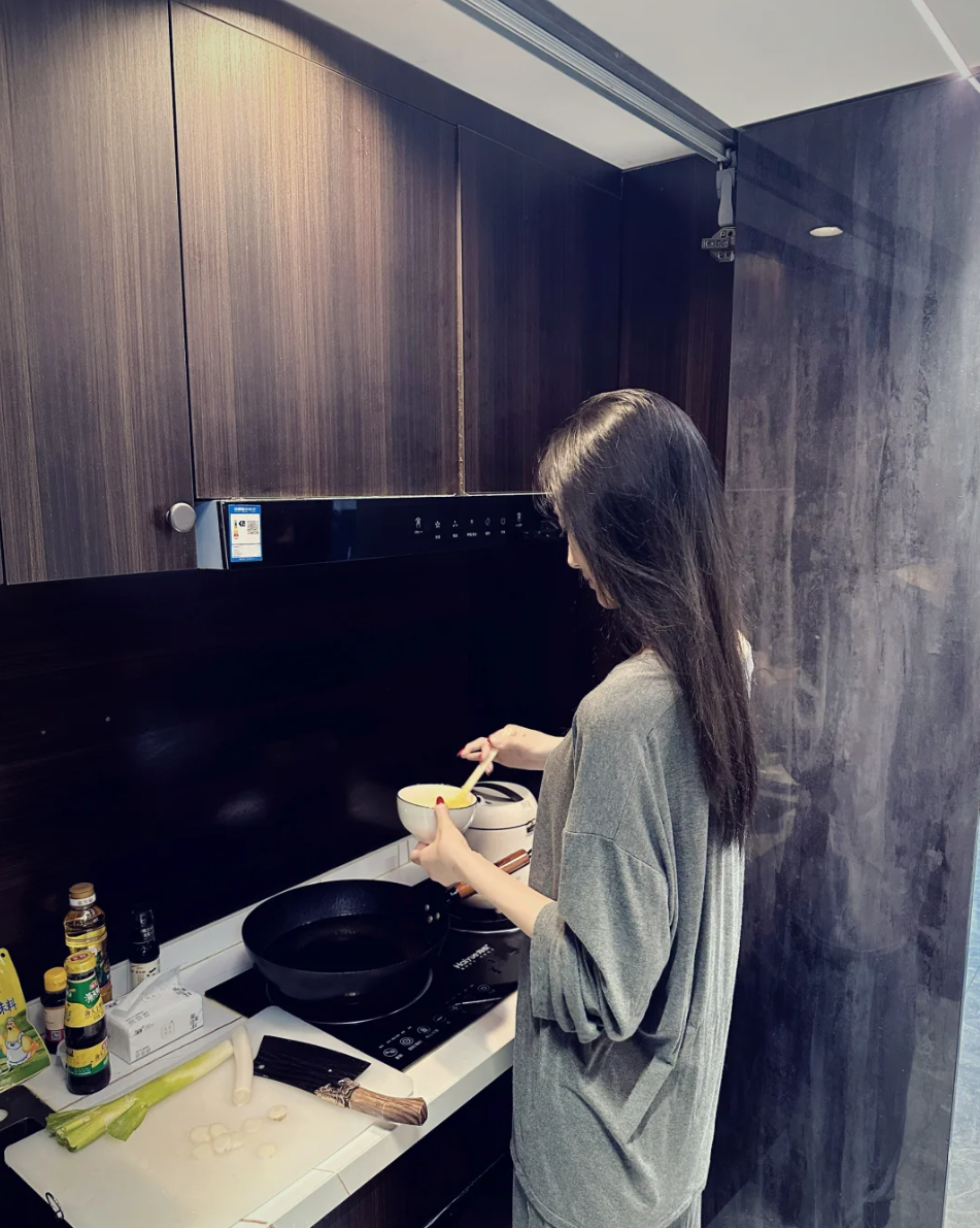 从来没下过厨房的老婆，突然做饭是什么意思？
