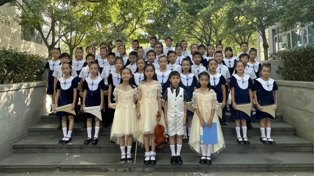 青岛滨海学校7个班获评“优秀班集体”