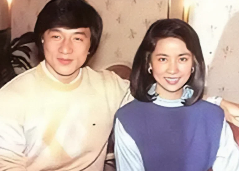 2015年，成龙终于坦白承认：“那时候我有很多女朋友，我在挑谁是最好的，之后就一