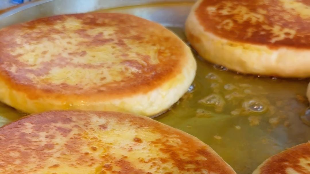 深夜加班的小太阳！大黄米饼香到心头！