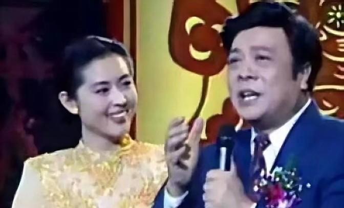 2020年，赵忠祥临终前，让老婆孩子离开，单把倪萍叫到跟前说：“妹子，哥有5亿资