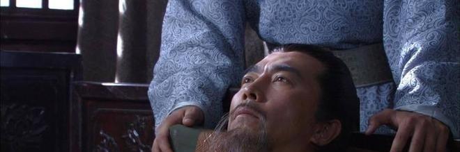 朱棣登基后，派人请刘伯温之子刘璟入京。可刘璟称病不出，于是朱棣下令将刘璟逮到京城