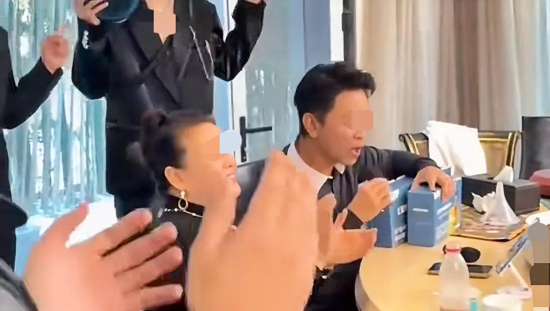 张L这人，如果是和她有利益关系的，哪怕是以前背叛过她的人，也可以冰释前嫌，绝对把