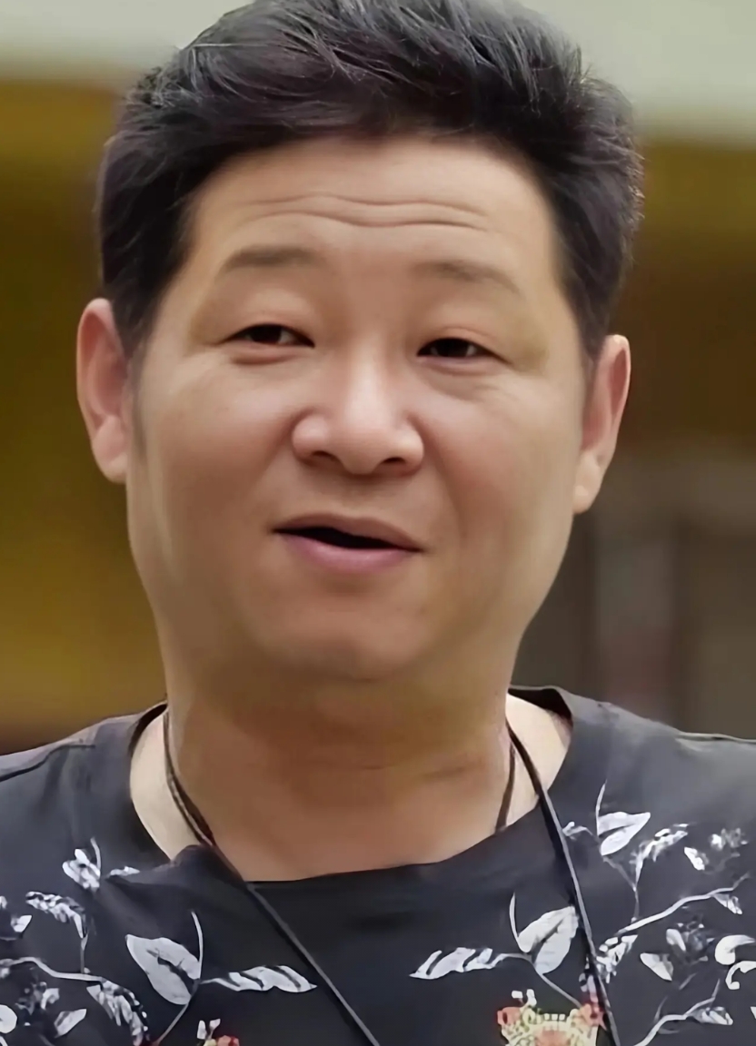 架不住网民狂轰滥炸，三德子率先发文道歉！

1，恳请大家别再放大了，这件事不是大