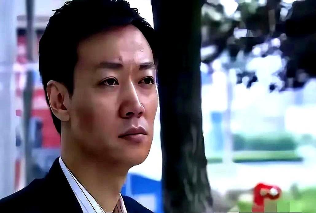 泪崩！辛柏青说：
走了的失去肉体，活着的失去了灵魂
这话真扎心窝子啊！
早上给娃