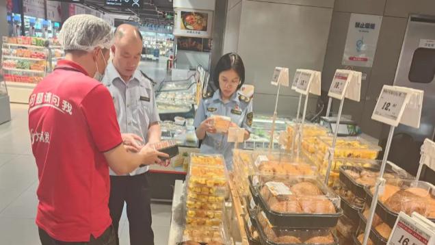 三亚市市场监管局开展“五一”节前食品安全检查