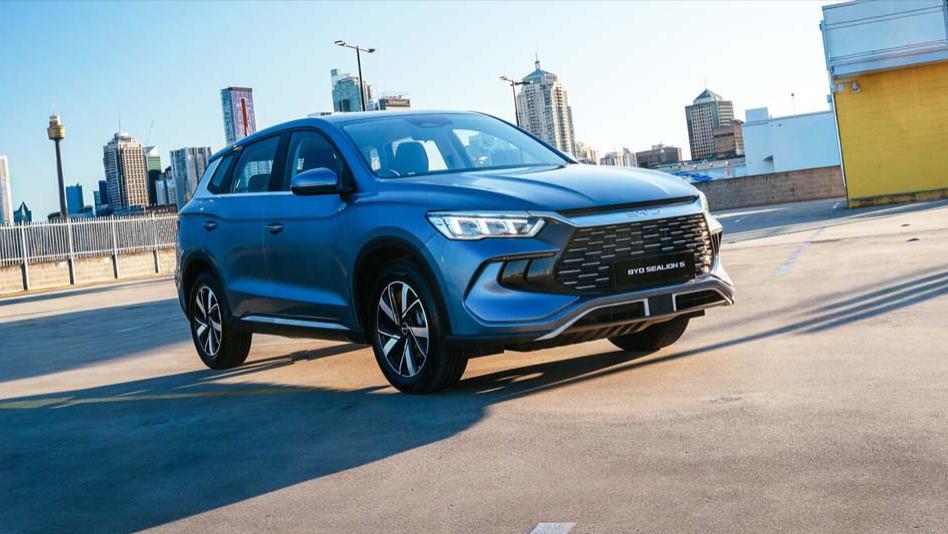 比亚迪Sealion 5 DM-i澳洲登场：续航1030km、主打入门级家庭SUV！