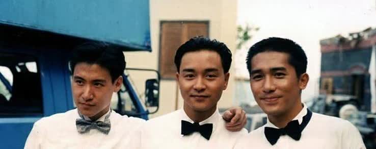 2003年，46岁的张国荣在24楼酒店窗口，打完3通电话后，就跳楼了。这三个联系