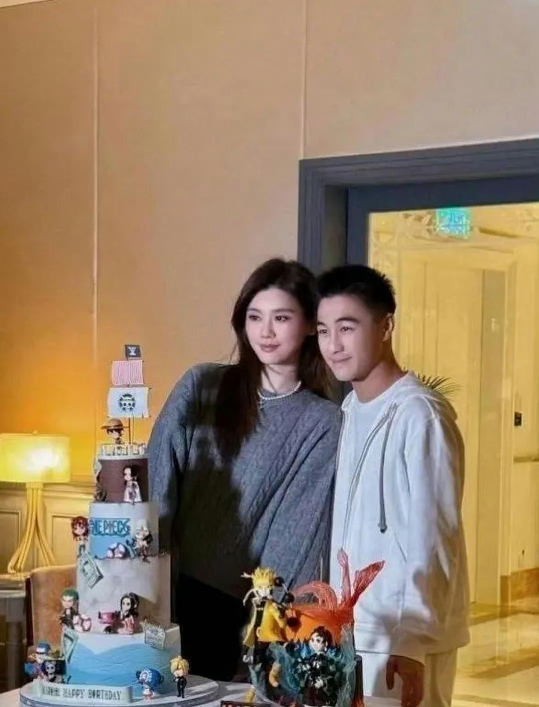 看到这两张照片突然理解豪门的眼光了……
