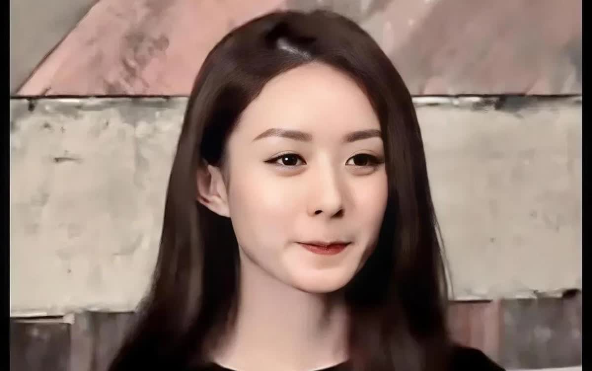 你们根本不懂赵丽颖为什么不再婚
这姐早就活成人间清醒了！
别扯什么忘不掉冯绍