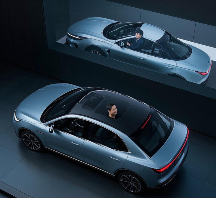 小米SU7：重新定义出行未来的科技艺术
一、颠覆性设计，让科技美学触手可及
小米