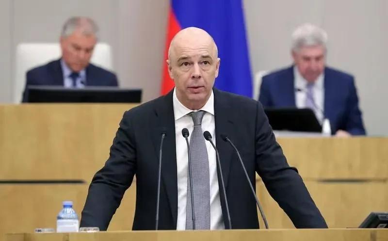 搬石头砸自己脚！欧盟对俄发起新一轮制裁，克宫：已经学会了适应