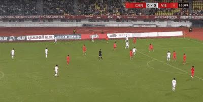 邵佳一熊猫杯考察球员，汪士钦离奇失误，鲍世蒙奇葩操作，再造名场面
熊猫杯首轮，U