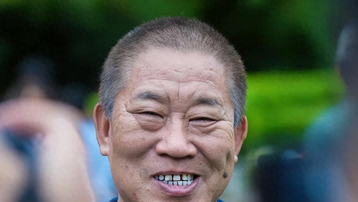 应被“开除”军籍的三位明星，卖假酒出轨，一个比一个丢脸