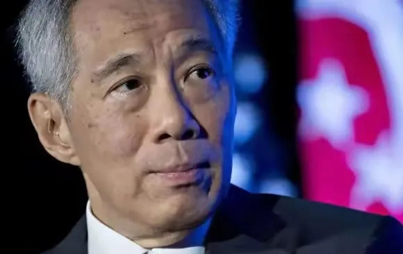 美国别想随便拿捏中国











嘿！你知道吗？前新加坡总理李显龙可是