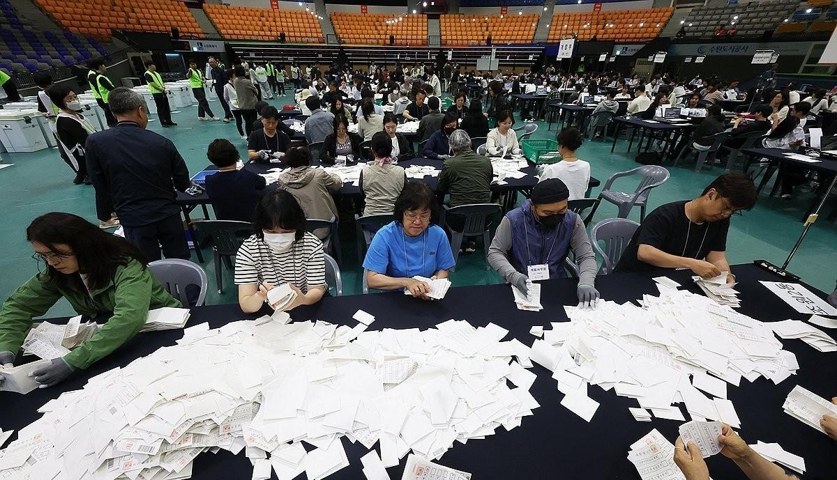 【韩国总统选举专题：计票完成10%，金文洙继续领先】
首尔时间2025年6月3日