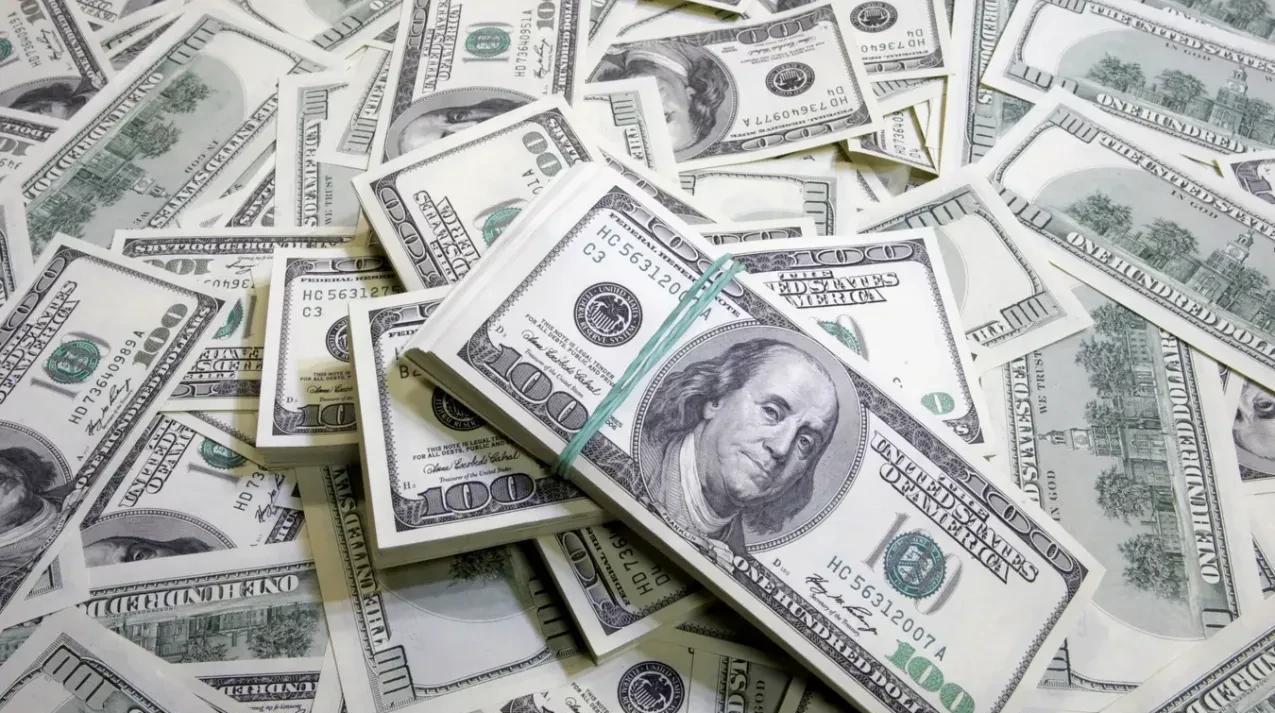 【俄议员讲述特朗普为什么应该担心美元】
莫斯科时间2025年7月23日，俄罗斯议