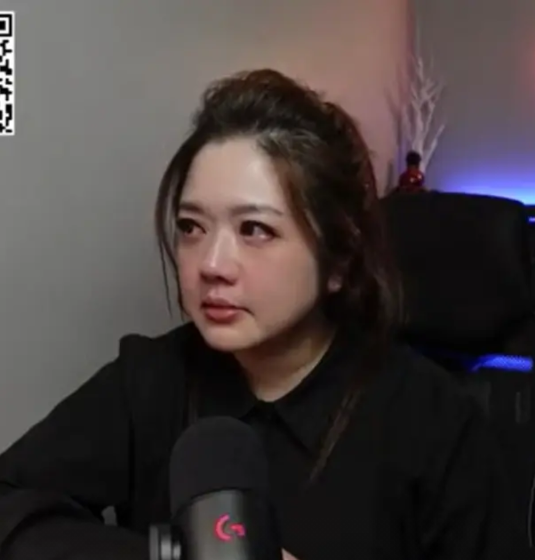 台湾知名电视台主持人翟翾1日离职，她在自己的直播中坦言，“我并不是觉得自己的自媒