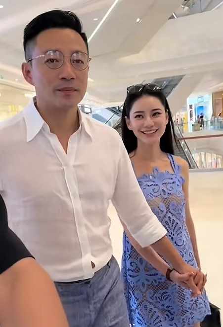 汪小菲即将举办婚礼，婚纱有999颗钻石。

距离大S去世仅仅3个月，汪小菲和马筱