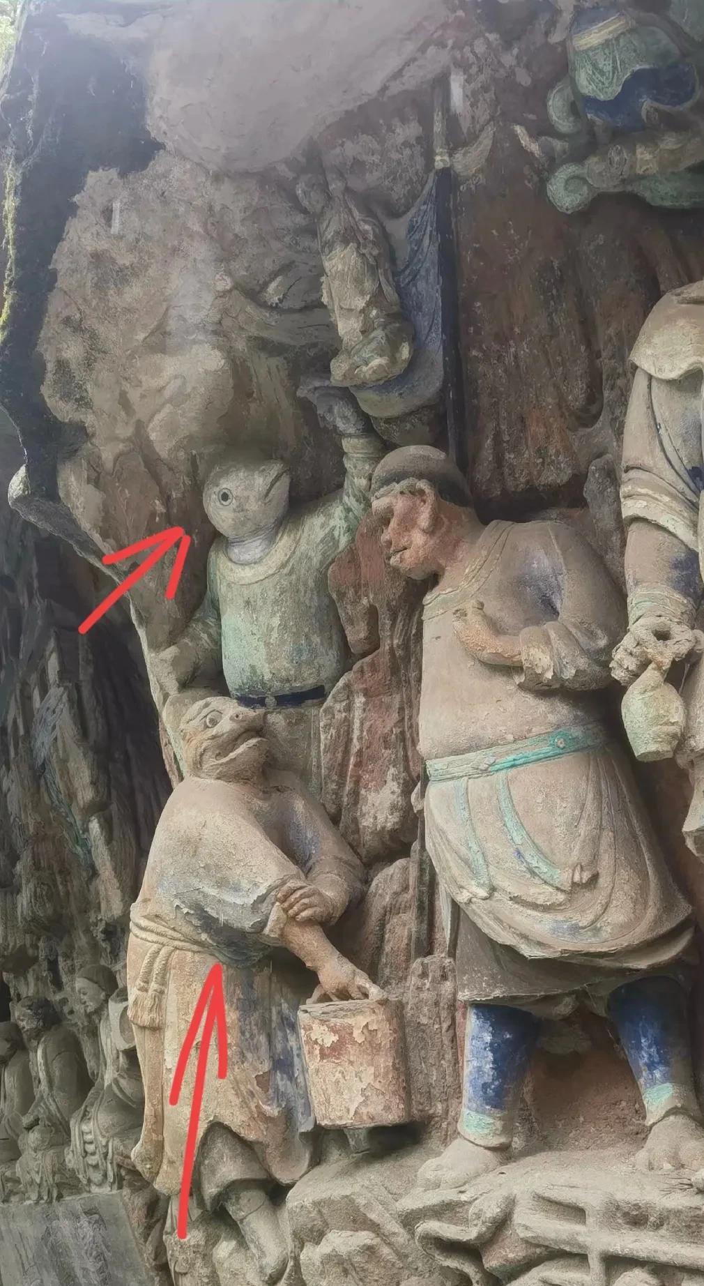 有没有感觉这两个有点熟悉？[大笑]