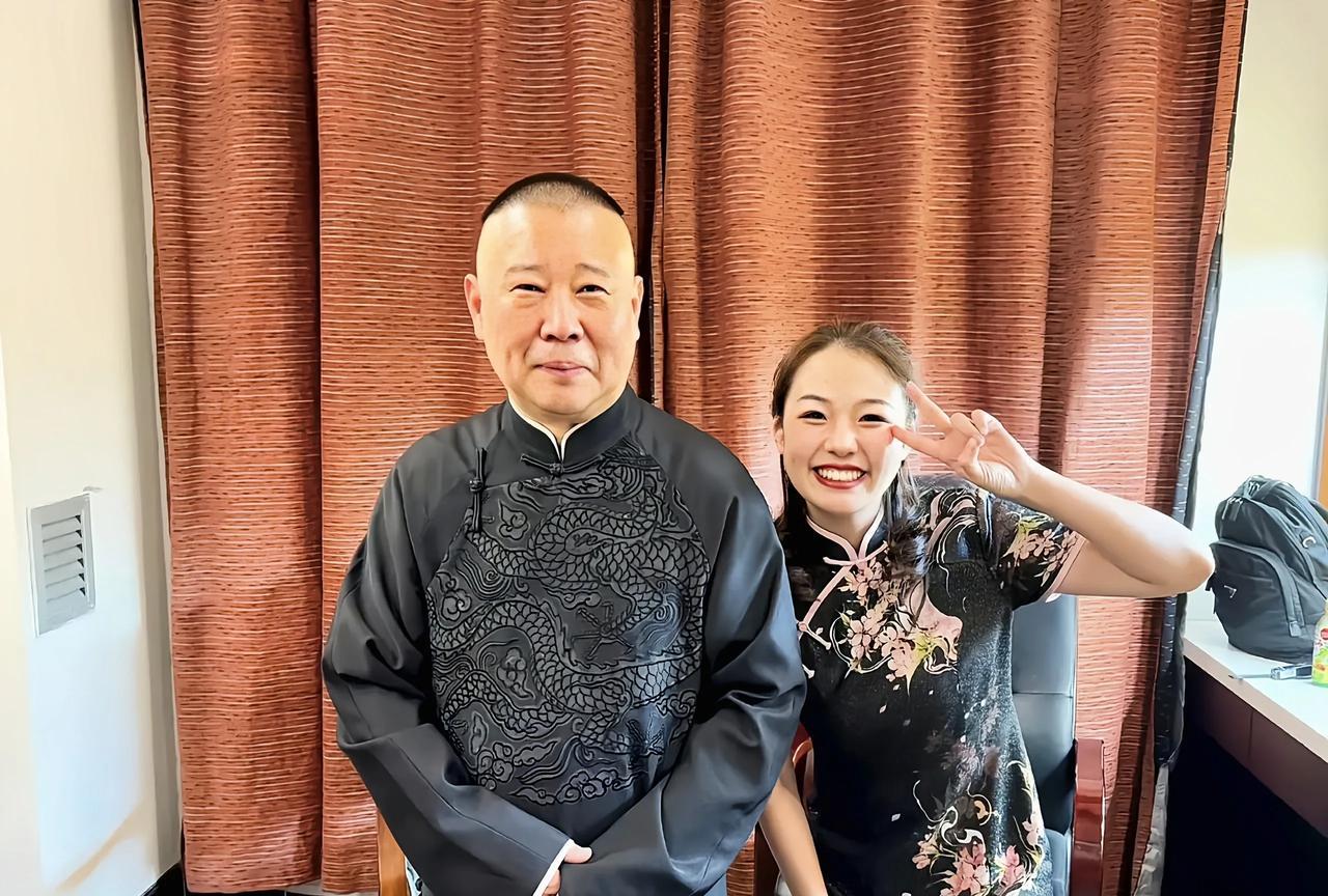 不许郭麒麟找女相声演员，少班主夫人梦破裂，赵芸一估计要哭晕了
最近郭德纲老师接受