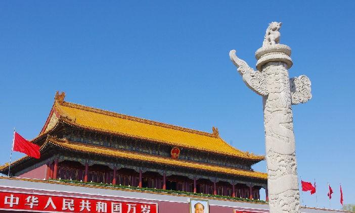 天安门游玩
昨天带孩子去逛天安门，提前网上预约了。
坐地铁，提前在宣武门站下，然
