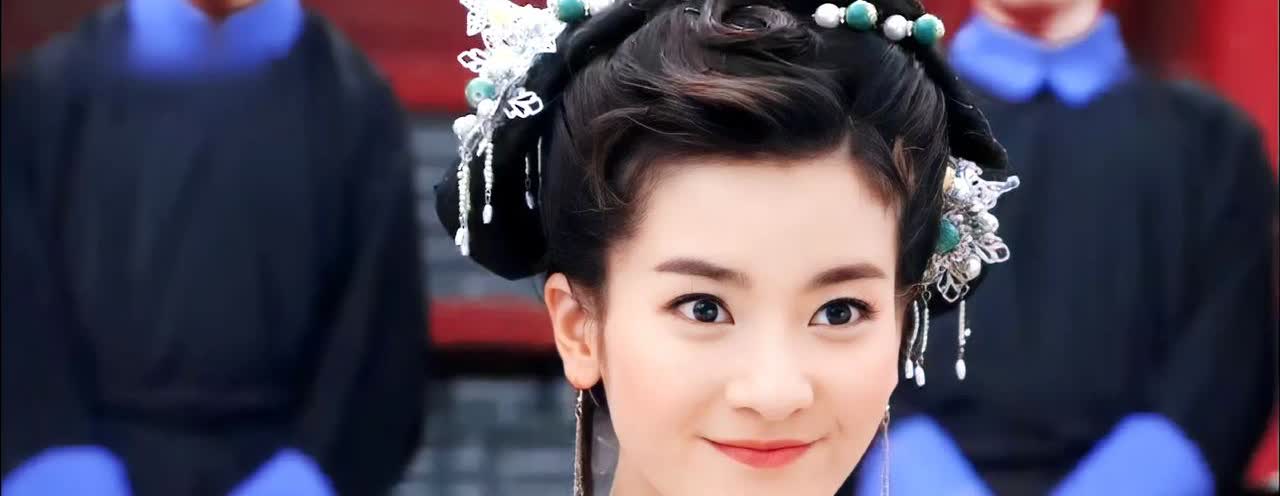 一觉醒来，小燕子李晟依旧挂在热搜榜上，Super A 的支持率已经达到93万，甩