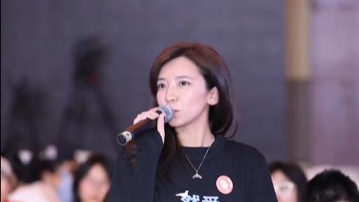 她被白鲸咬过、救过，也被自己吓过一跳：邵然，学会把愧疚活成一条路