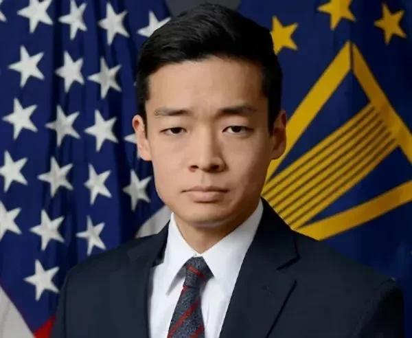 中国对美国国防部官员诺强烈谴责：主要原因是，他有四点胡说八道：
1.声称中国正在