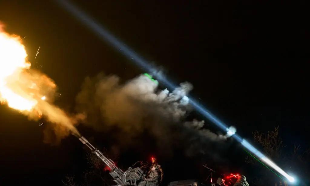 俄罗斯继续大打出手，空袭直达乌克兰西端，从基辅到卡卢什、赫梅利尼茨基和罗夫纳，乌