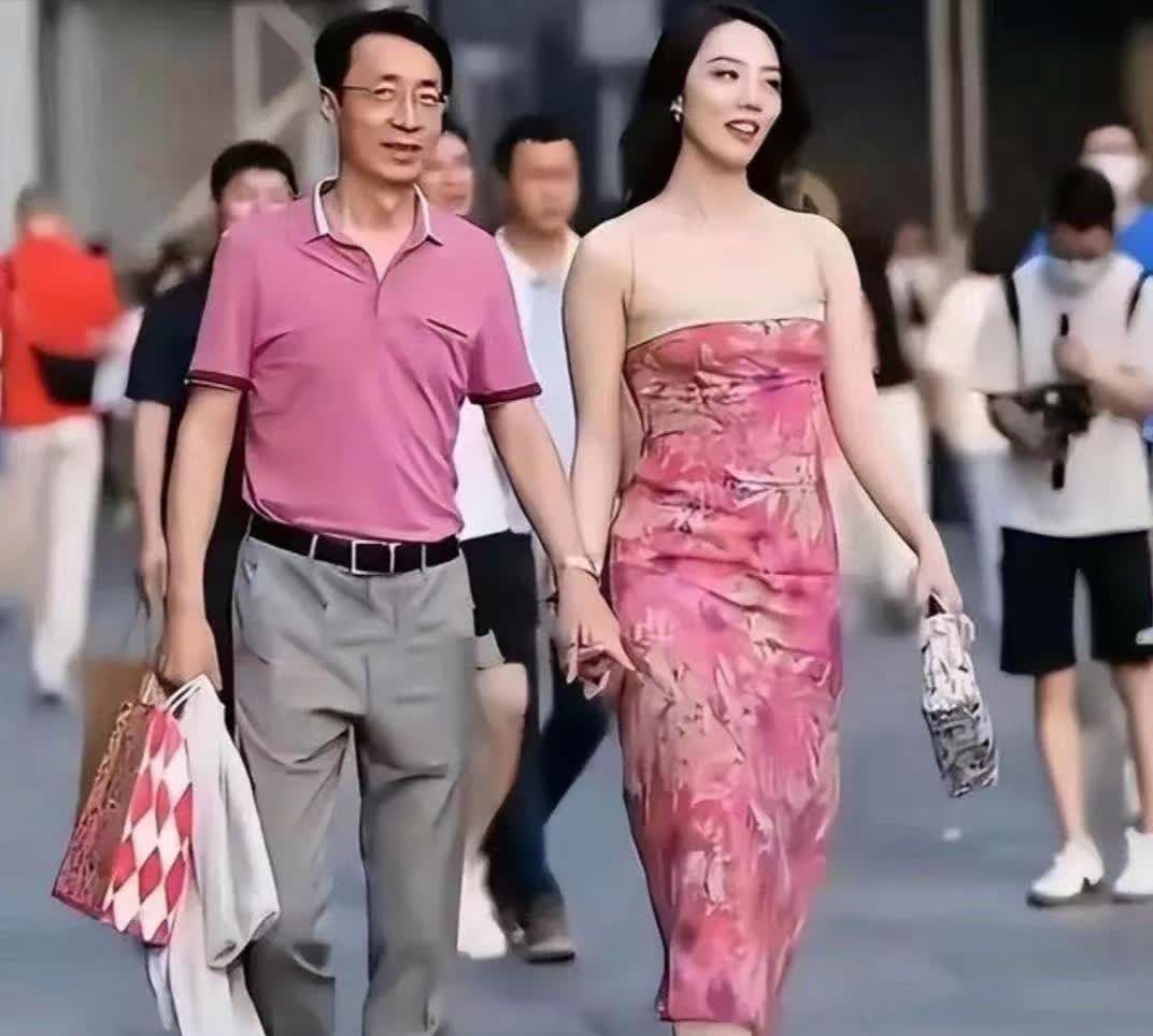 牵手门女主直播，“知错不改” 的代价