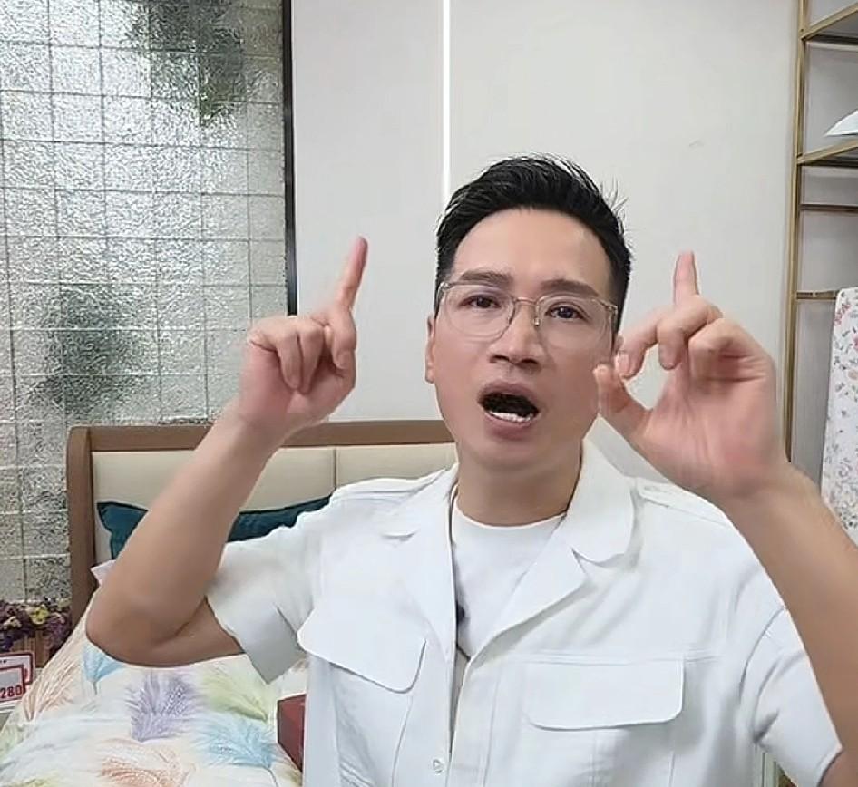 何晟铭不装了！前几天他还装出一副对于正有情，出来替于正挡舆论，分走大家的关注度，