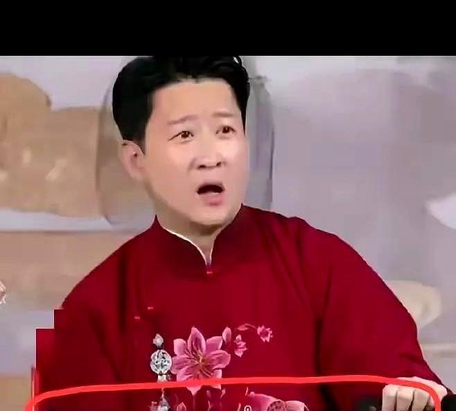 曹云金这次真被踩到逆鳞了！
面对郑好对其相声能力的质疑，他直接甩出杀手锏："你骂