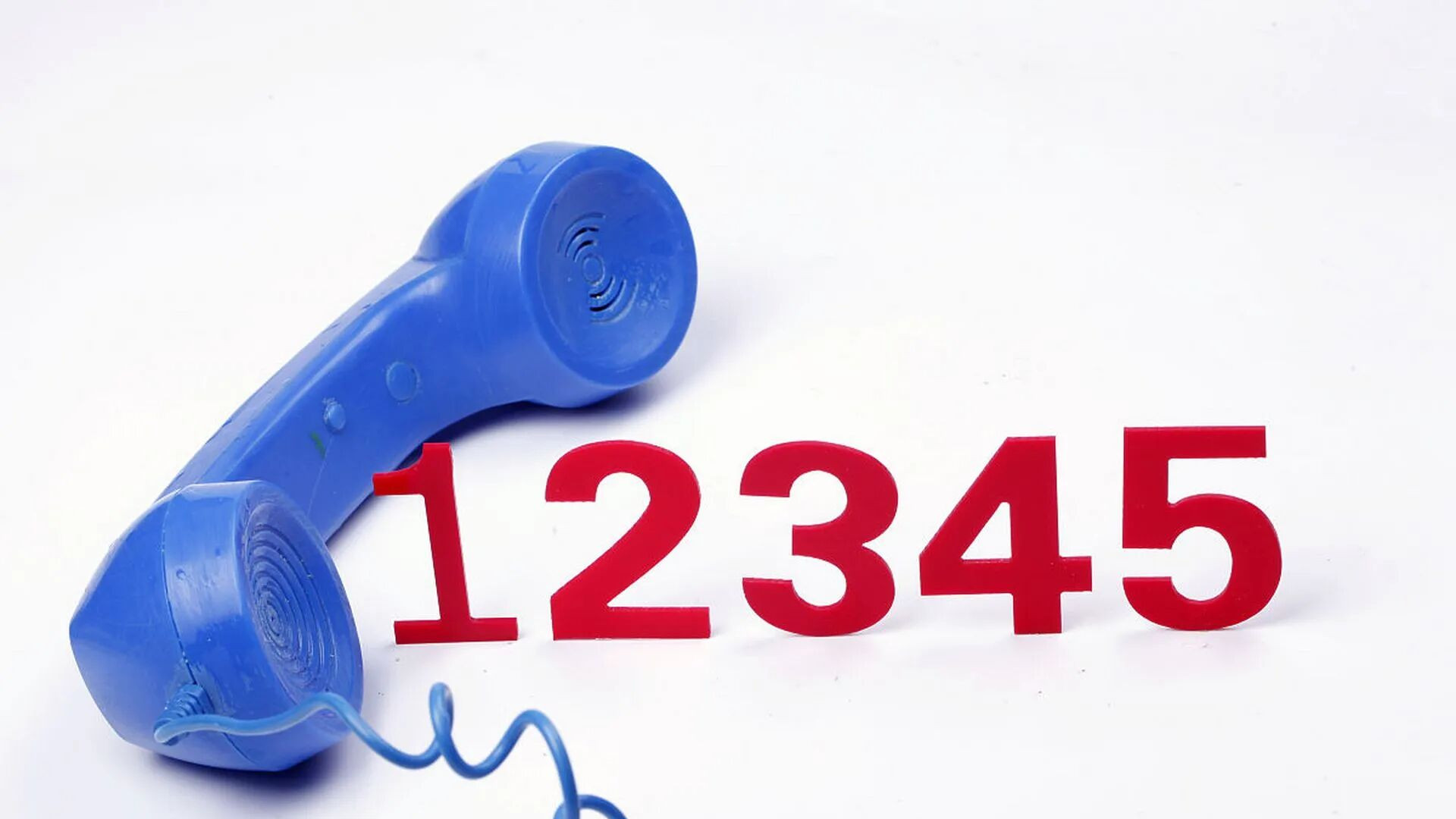 1天10万通投诉电话！为民解忧的12345，如今为何让基层干部天天加班还挨罚？