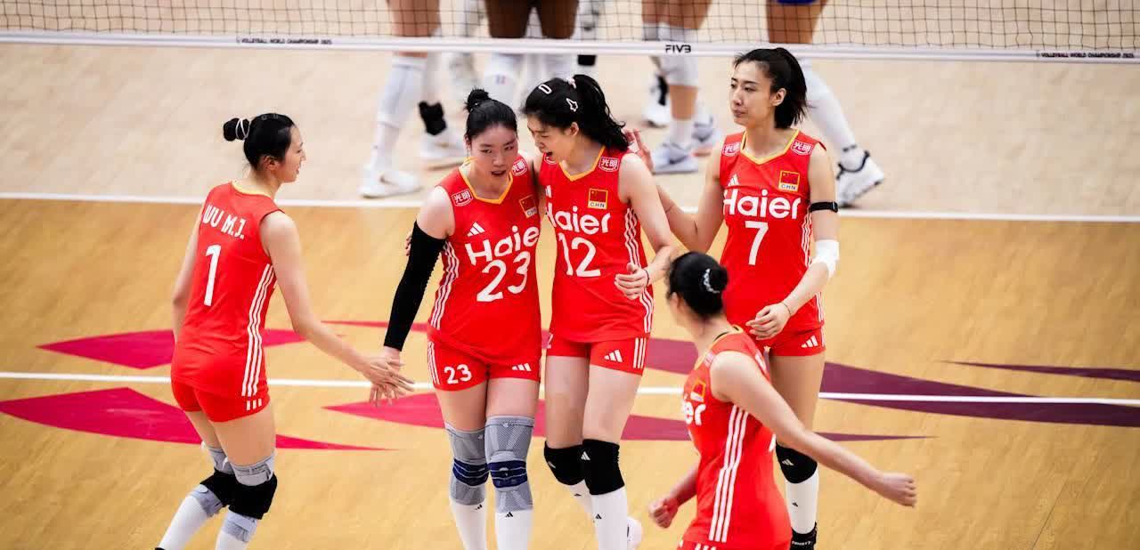 中国女排1:3不敌法国女排，爆冷出局，各国媒体有话说

1、日本媒体
我们
