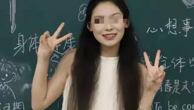 说实话，这女研不如她老师的原配好看！原配也是导师，也带学生，和丈夫同一个院。据说